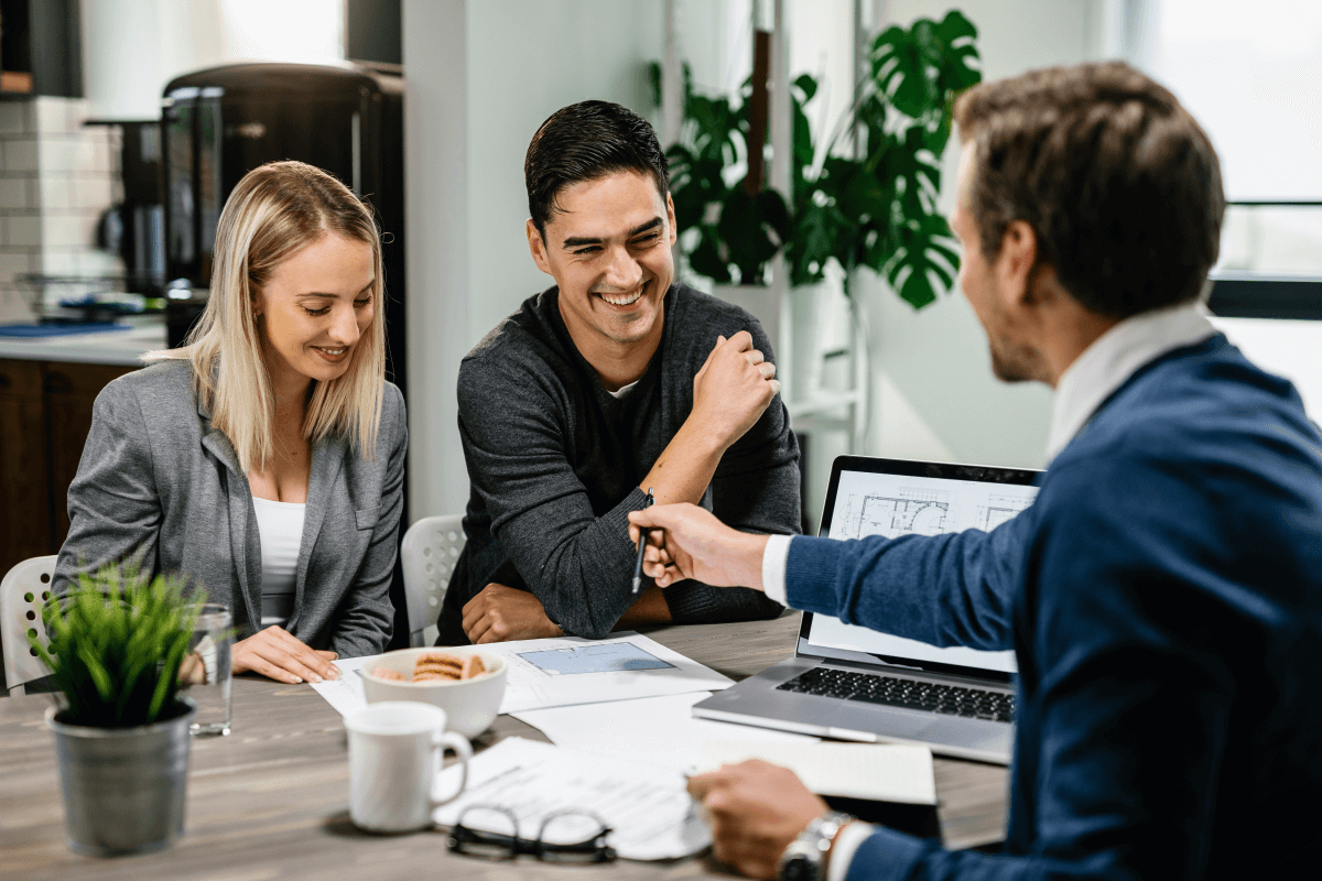 should i use a mortgage broker